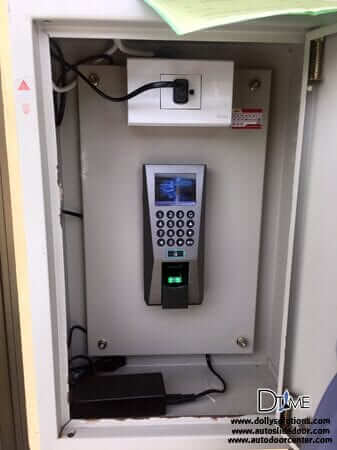 เครื่องทาบบัตรสแกนนิ้ว รุ่น N18R