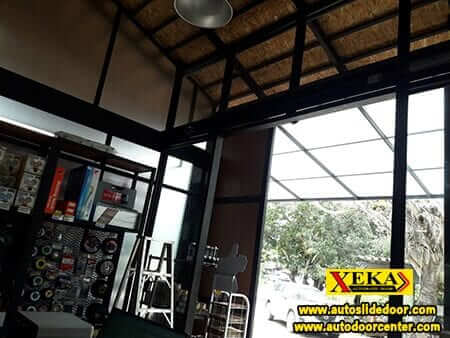Auto slide door